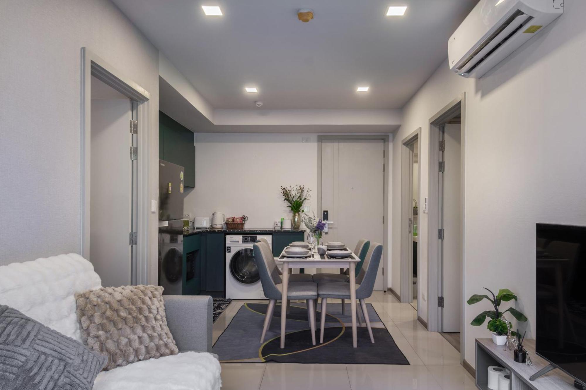 Brissluxe At Bts Onnut Sukumvit 50 Appartement Bangkok Buitenkant foto