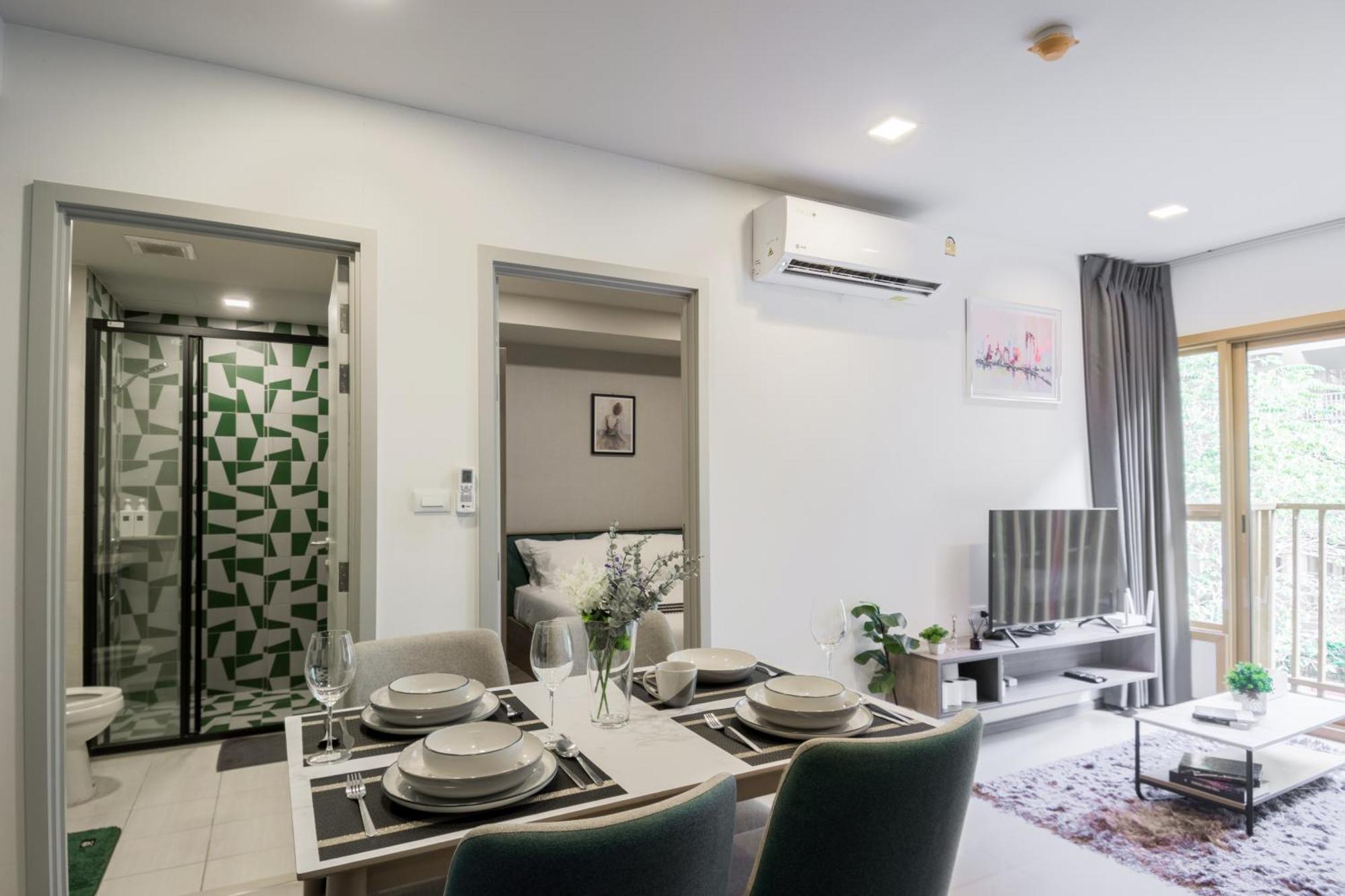 Brissluxe At Bts Onnut Sukumvit 50 Appartement Bangkok Buitenkant foto